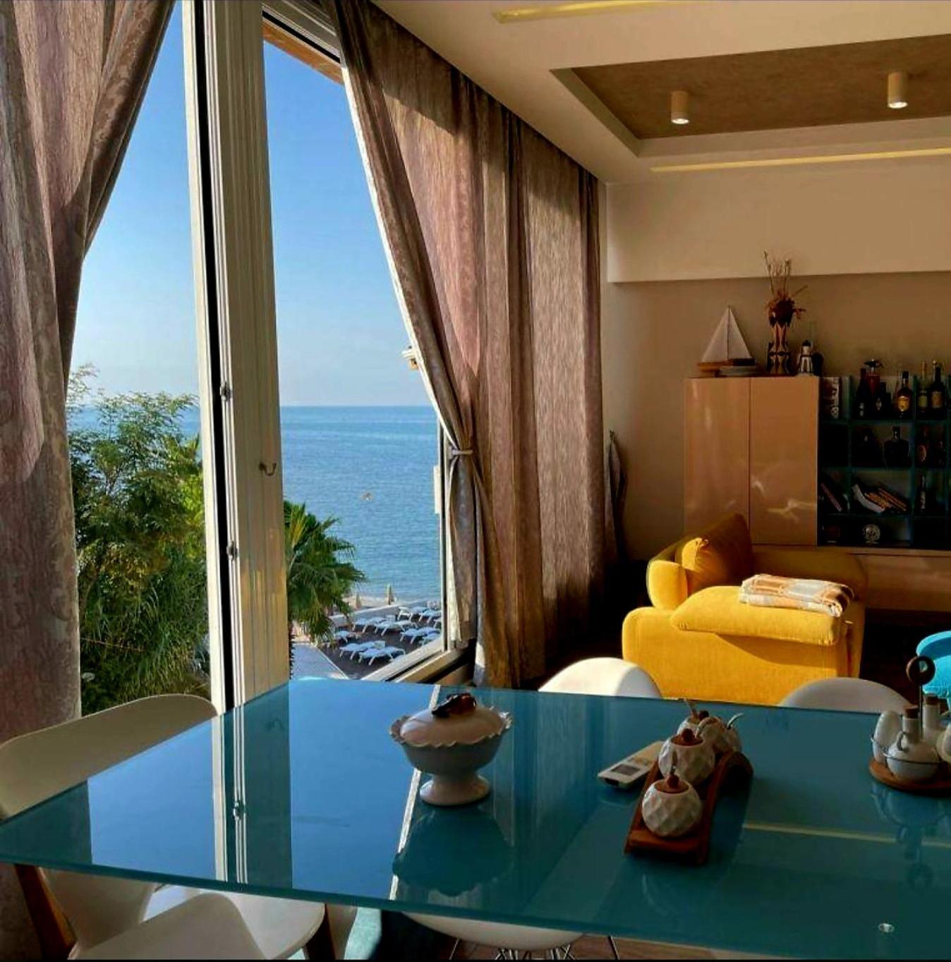 Sea&Sun&Sand Luxury Apartment In Дуррес Экстерьер фото