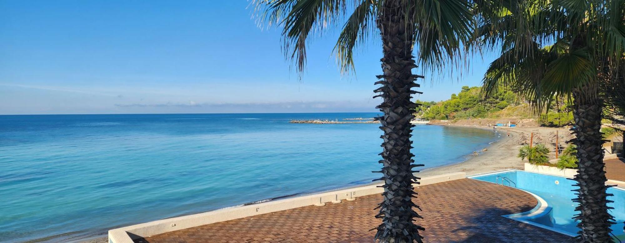 Sea&Sun&Sand Luxury Apartment In Дуррес Экстерьер фото